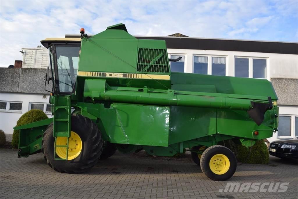 John Deere 1065 Moissonneuse batteuse