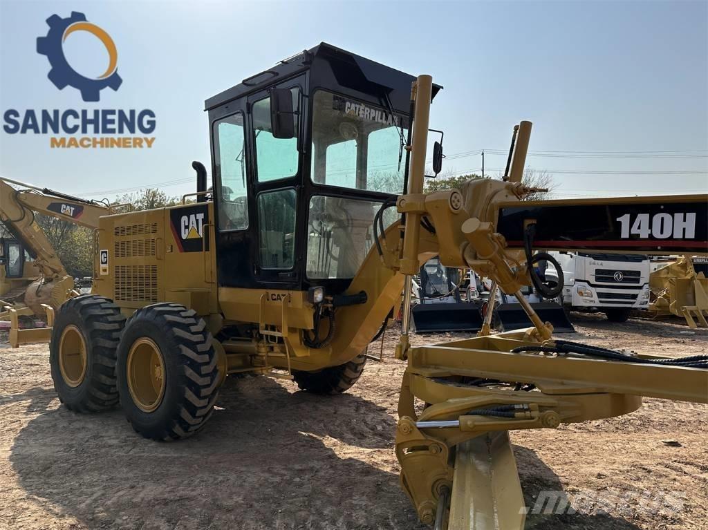 CAT 140H Niveleuse