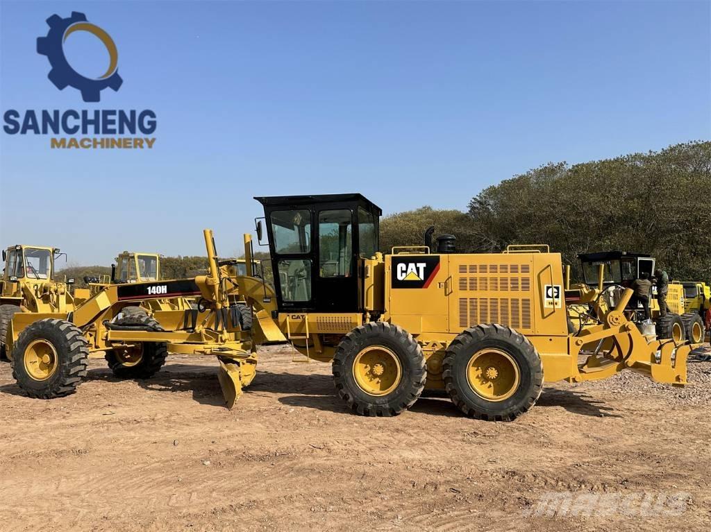 CAT 140H Niveleuse