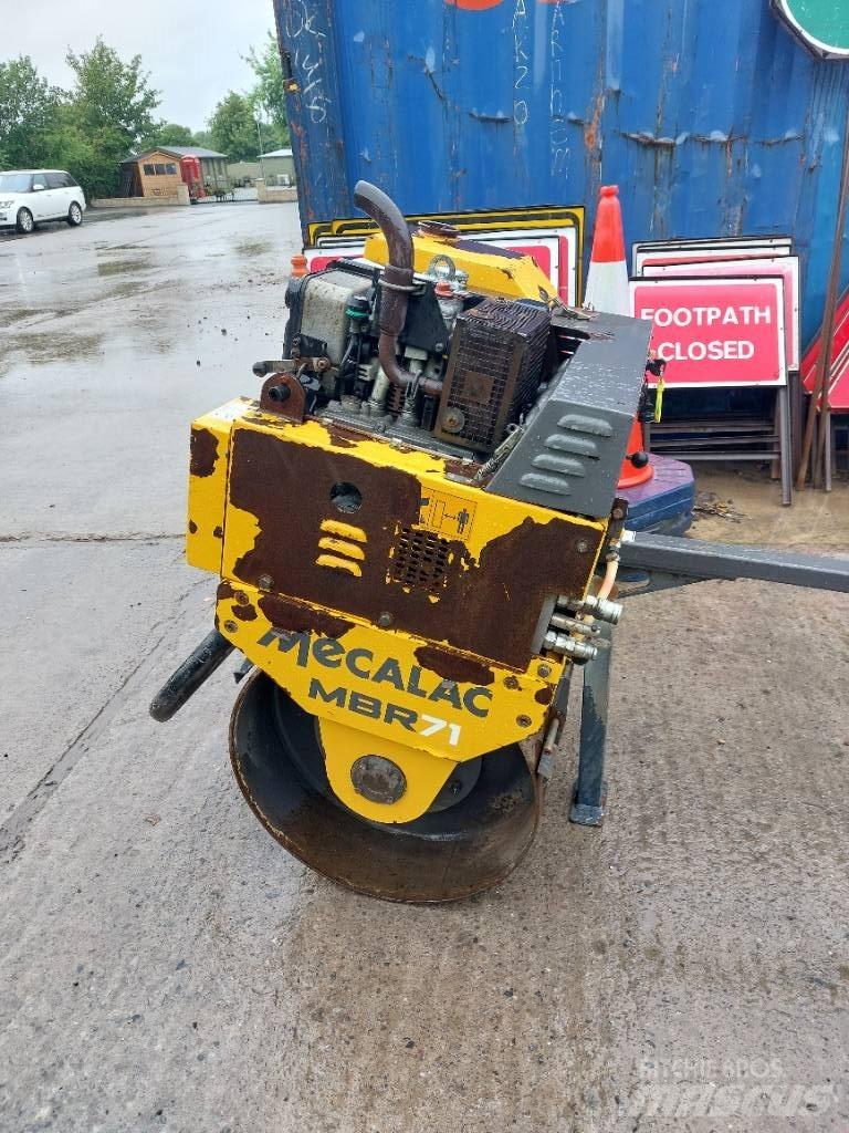 Mecalac MBR71 Rouleaux monocylindre