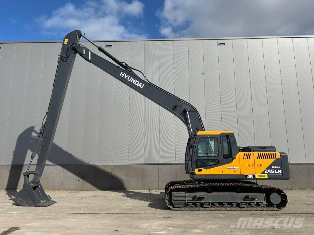 Hyundai R 245 LR Pelle longue portée