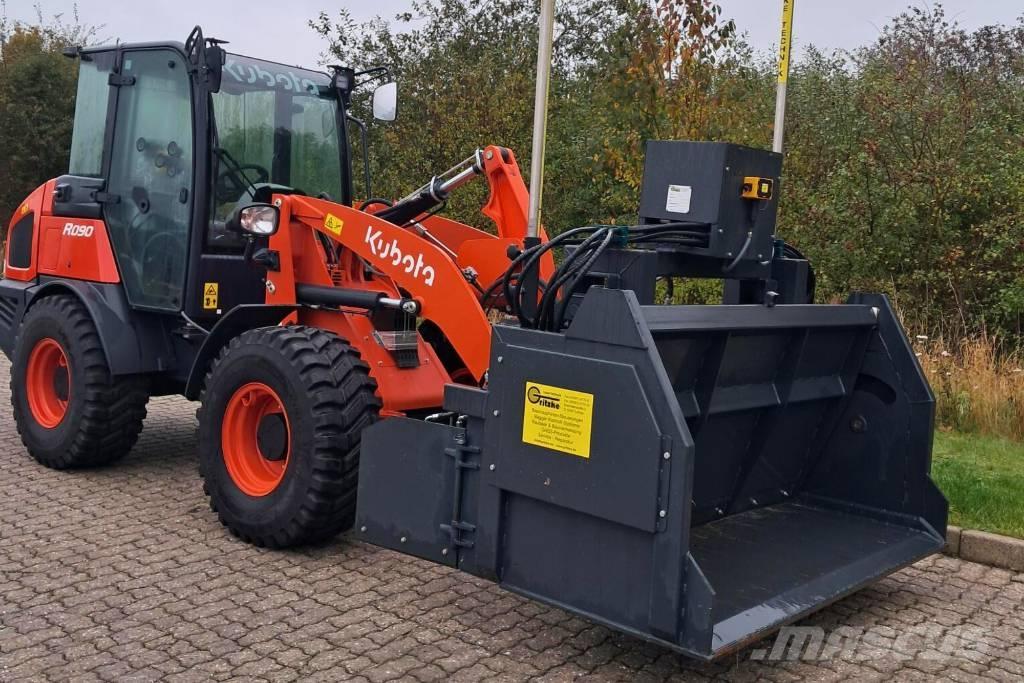 Kubota R 090 Chargeuse sur pneus