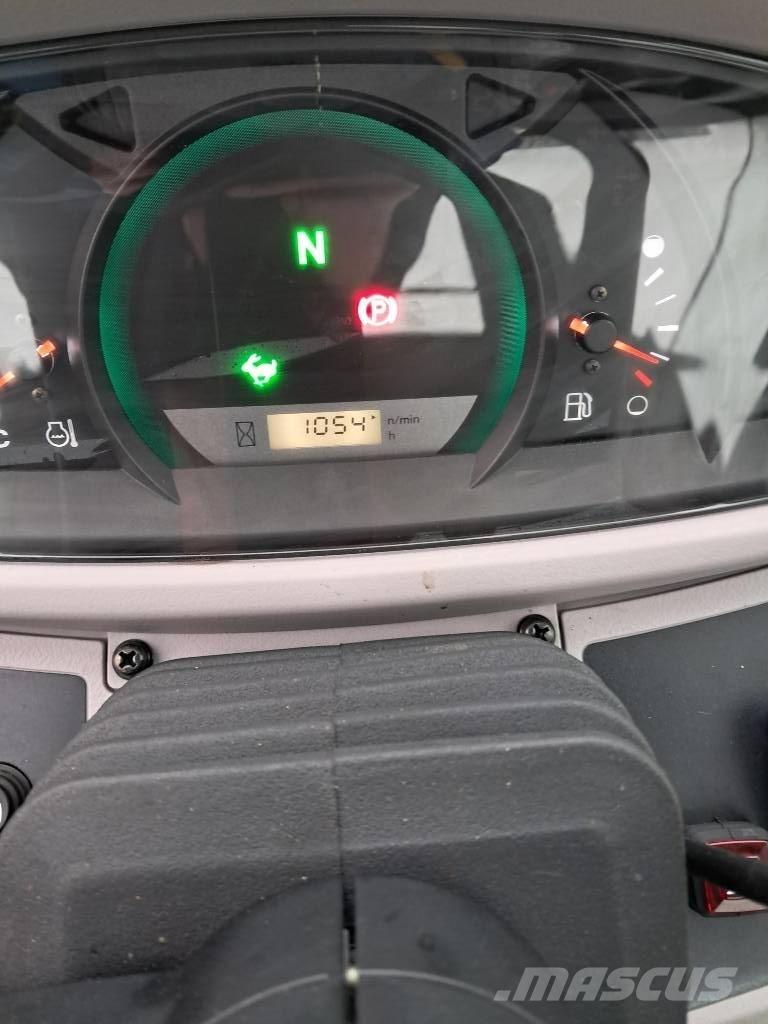 Kubota R 090 Chargeuse sur pneus
