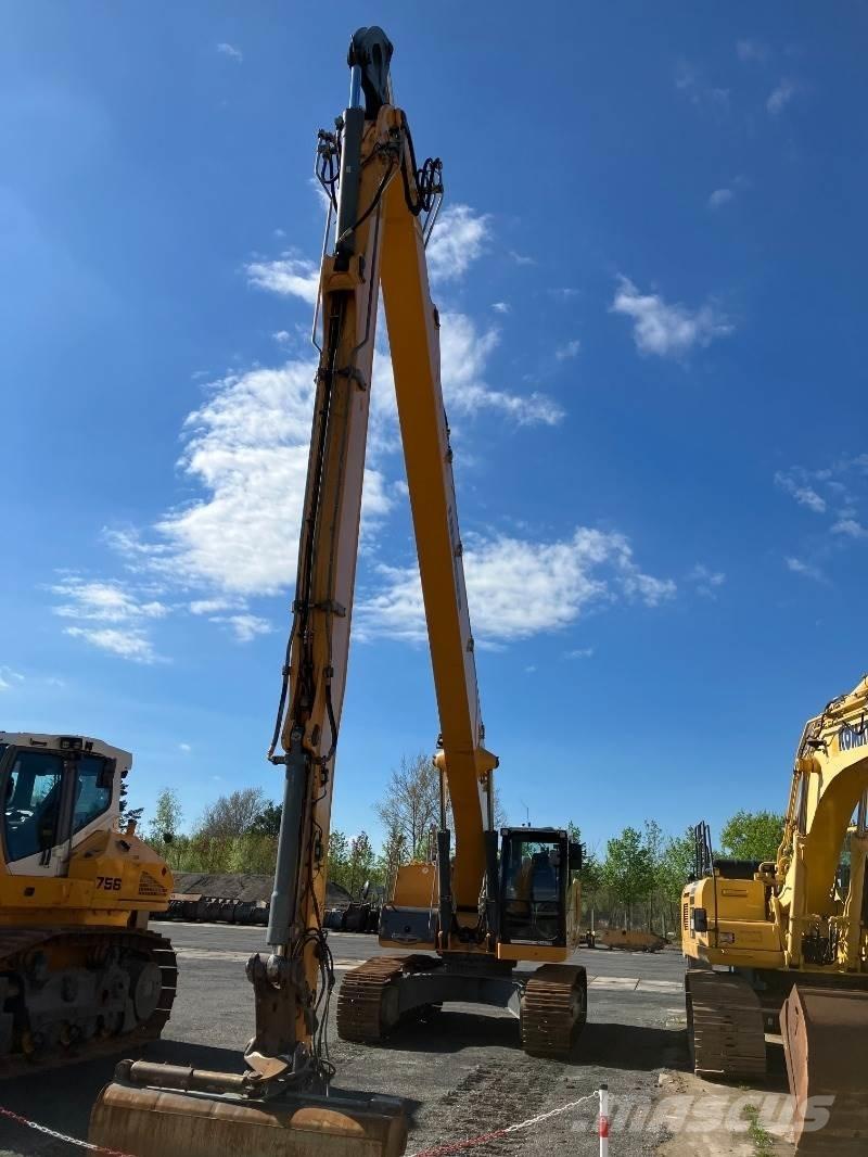 Liebherr R936 Pelle sur chenilles