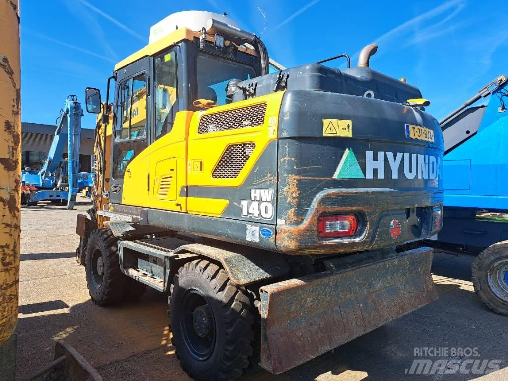 Hyundai HW140 Pelle sur pneus
