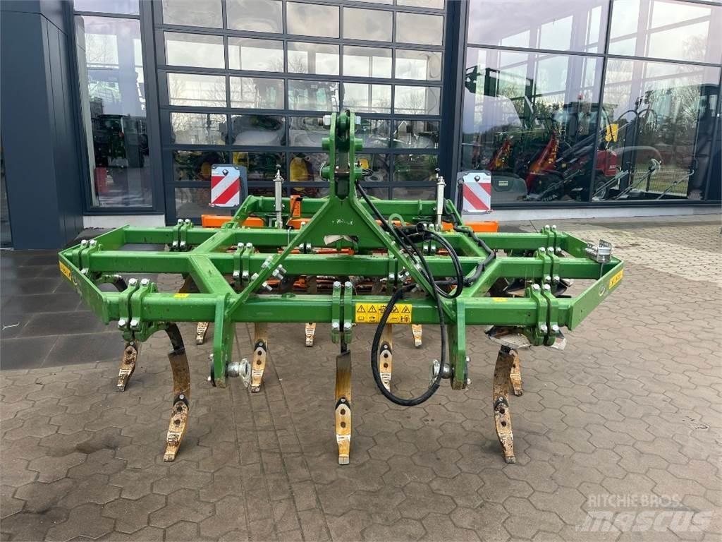 Amazone Cenius Déchaumeur, cultivateur