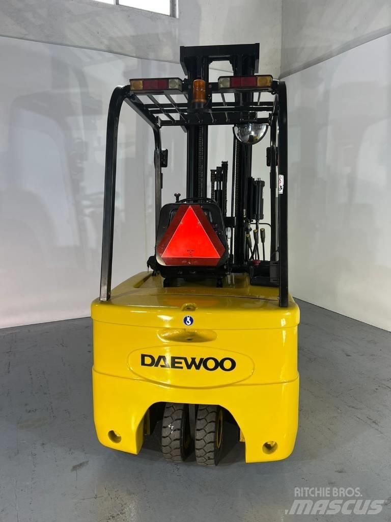 Daewoo B18T-2 Chariots élévateurs électriques