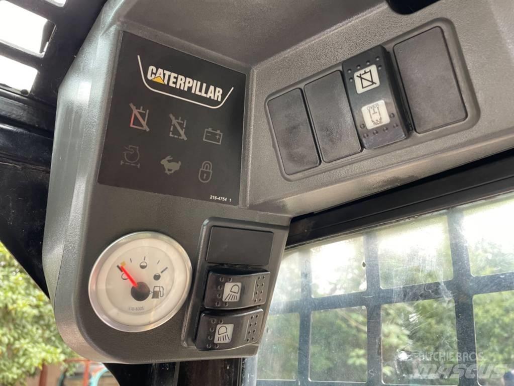 CAT 226B Chargeuse compacte