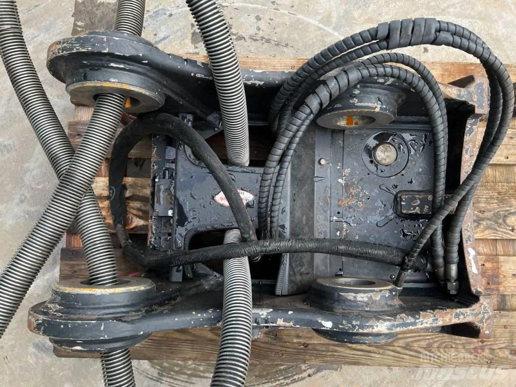 OilQuick OQ70/55 Attache rapide pour godet
