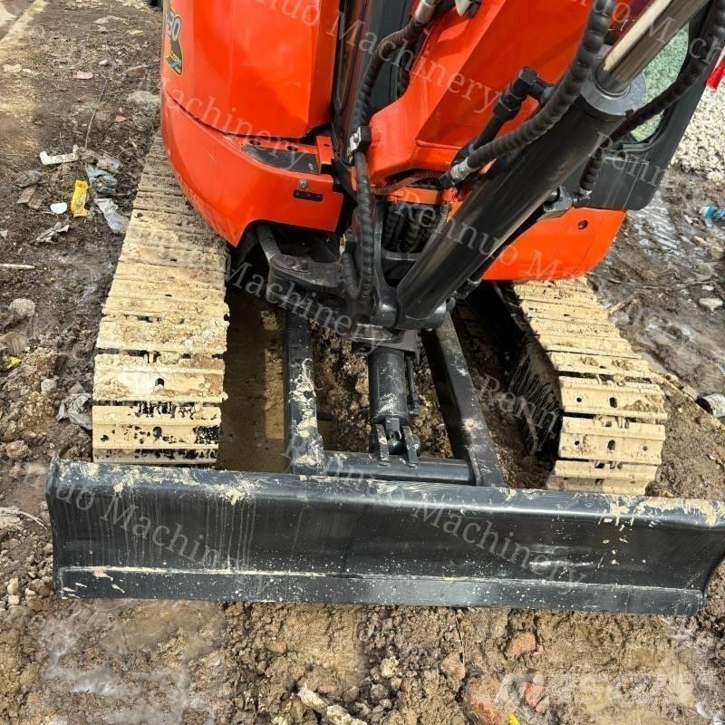 Kubota U 30 Mini pelle < 7t