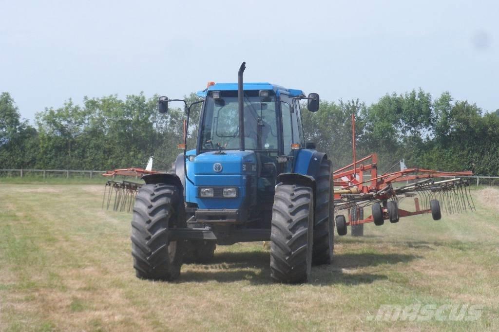 New Holland 8340 Tracteur