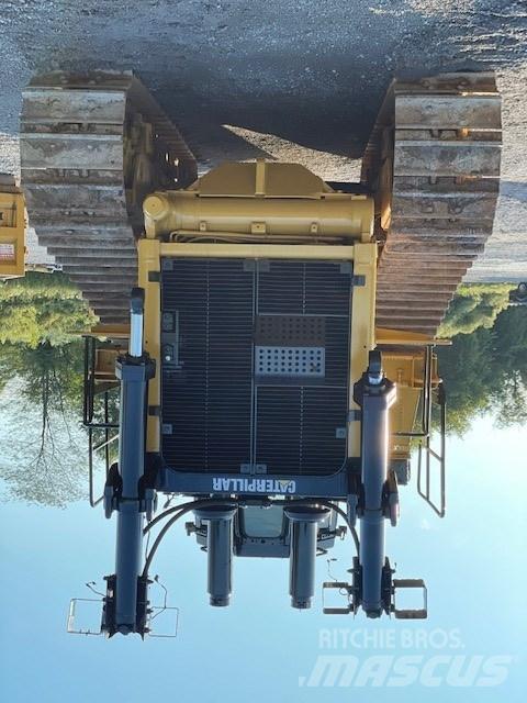 CAT D 10 T Bouteurs sur chenilles
