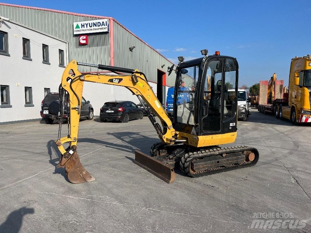 CAT 302.7 D CR Mini pelle < 7t