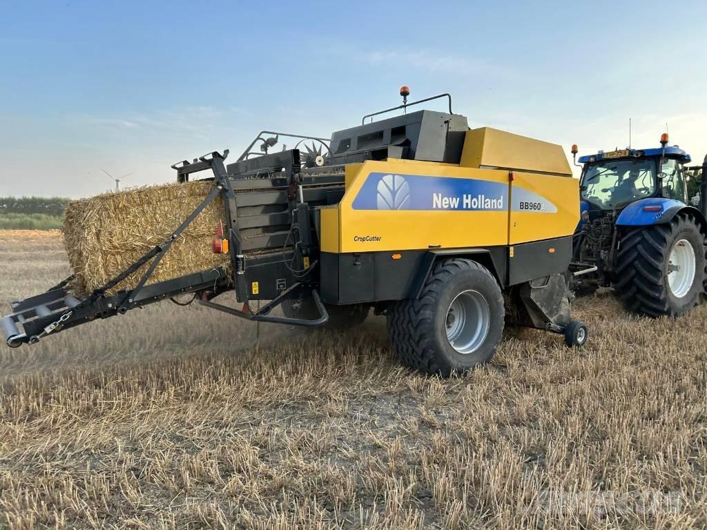 New Holland BB960A Presse cubique