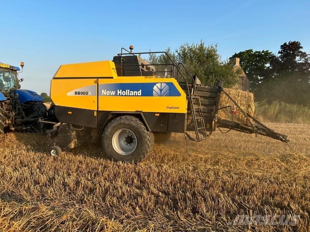 New Holland BB960A Presse cubique