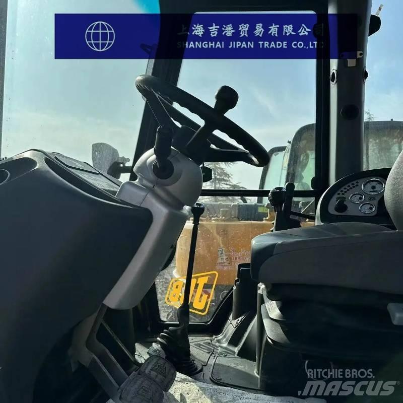 JCB 3 CX Pelle sur pneus