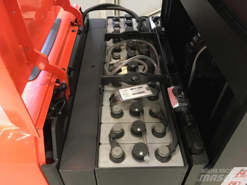 Toyota OSE 100 W Préparateur de commande au sol