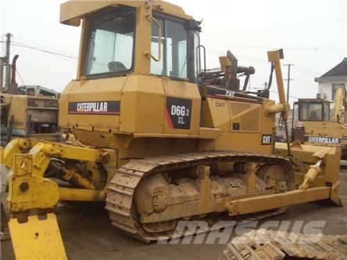 CAT D 6 G Bouteurs sur chenilles