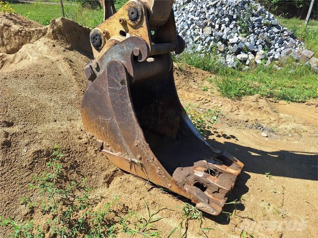 CAT M 318 C 4X4 Construction - Autres