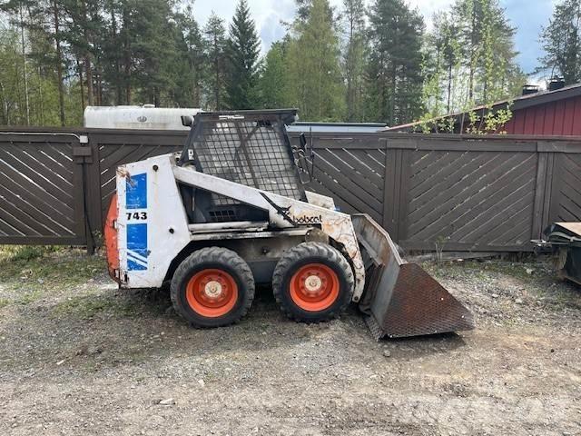 Bobcat 743 Chargeuse compacte