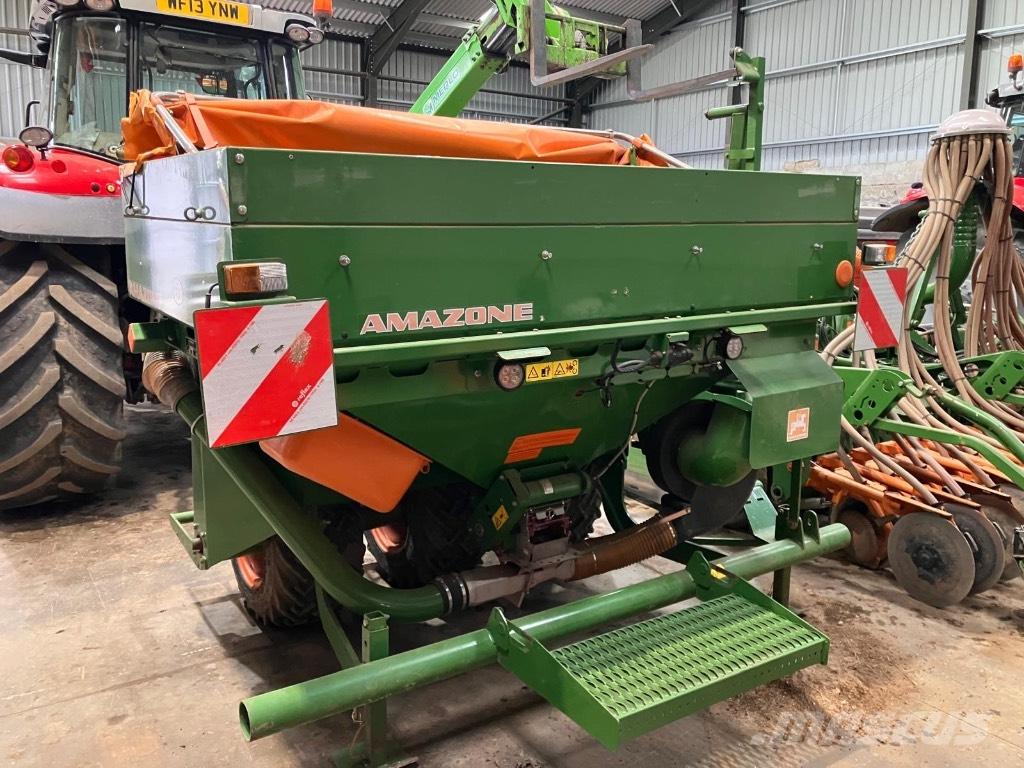 Amazone 4m Avant Semoir combiné