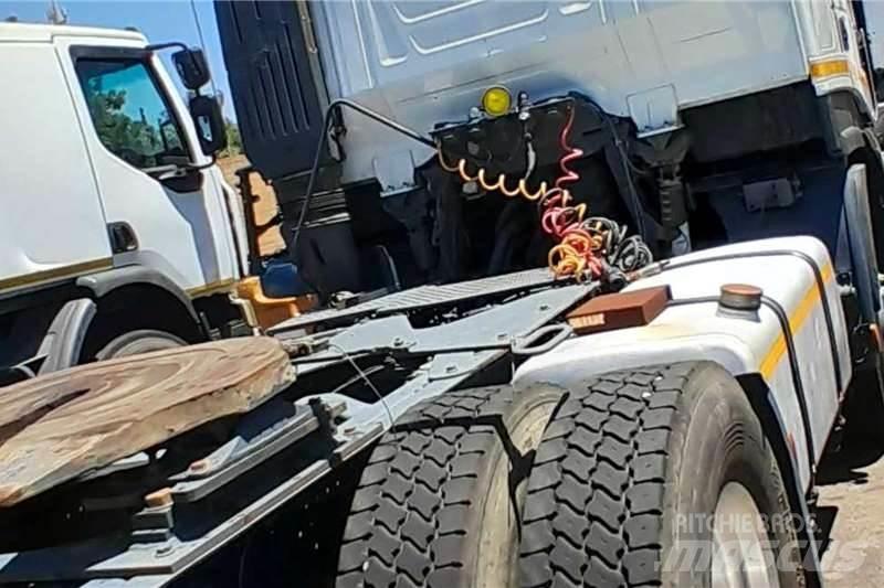 Iveco STRALIS 480 Autre camion