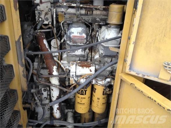 CAT 994 Chargeuse sur pneus