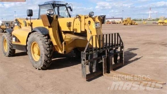 CAT TH560B Chariot télescopique