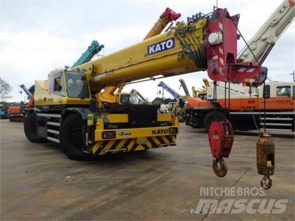 Kato KR65H Grues mobiles