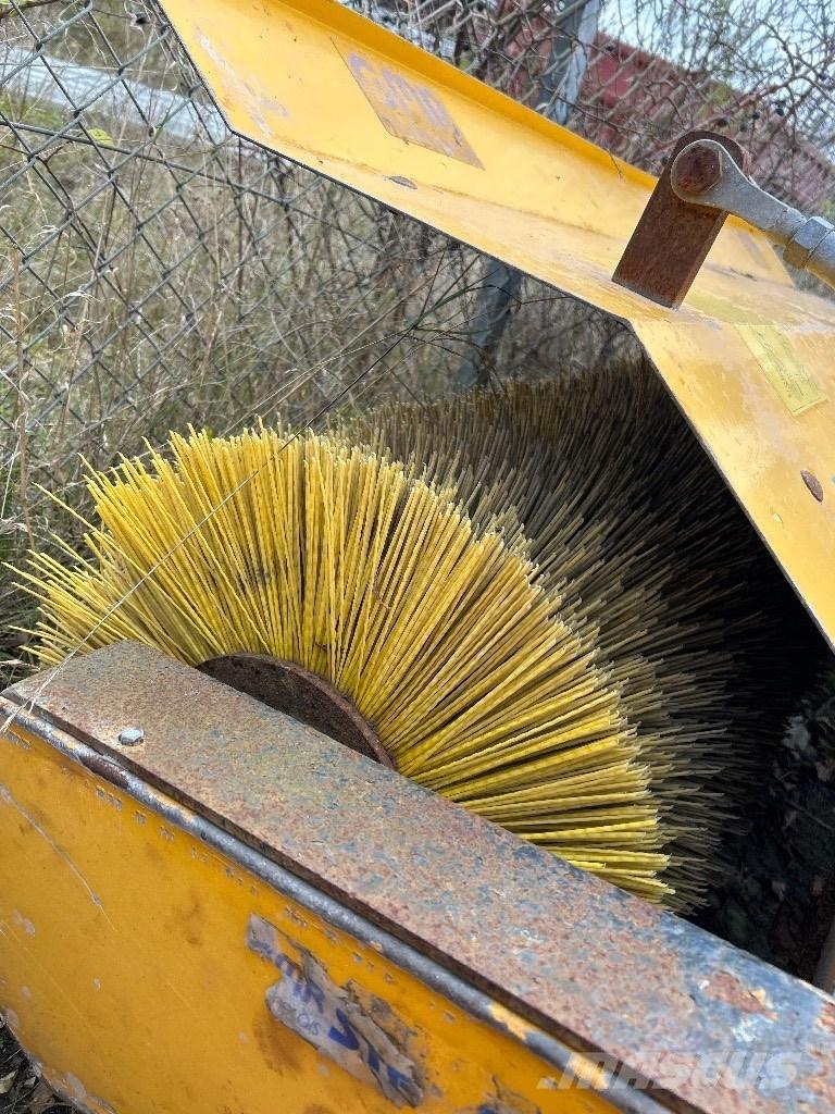 GMR FF2000 SPS Balayeuse / Autolaveuse