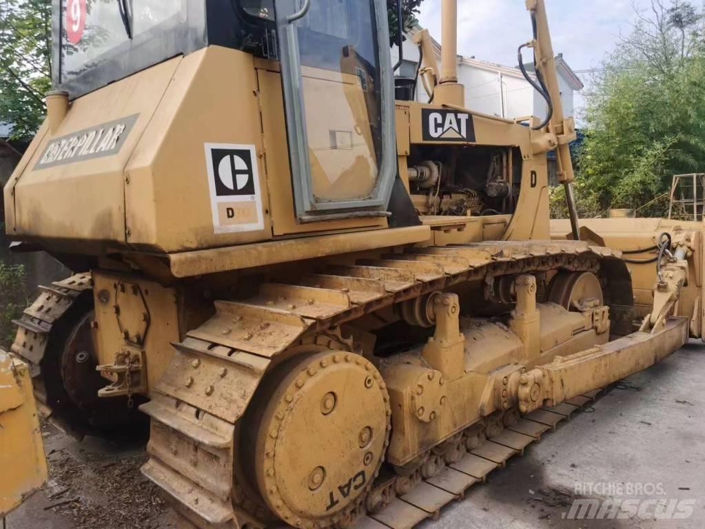 CAT D 7 G Bouteurs sur chenilles