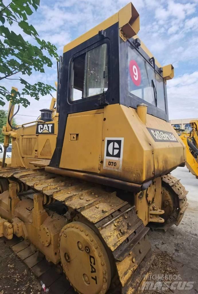 CAT D 7 G Bouteurs sur chenilles