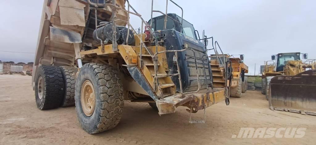 CAT 773 F Tombereau rigide