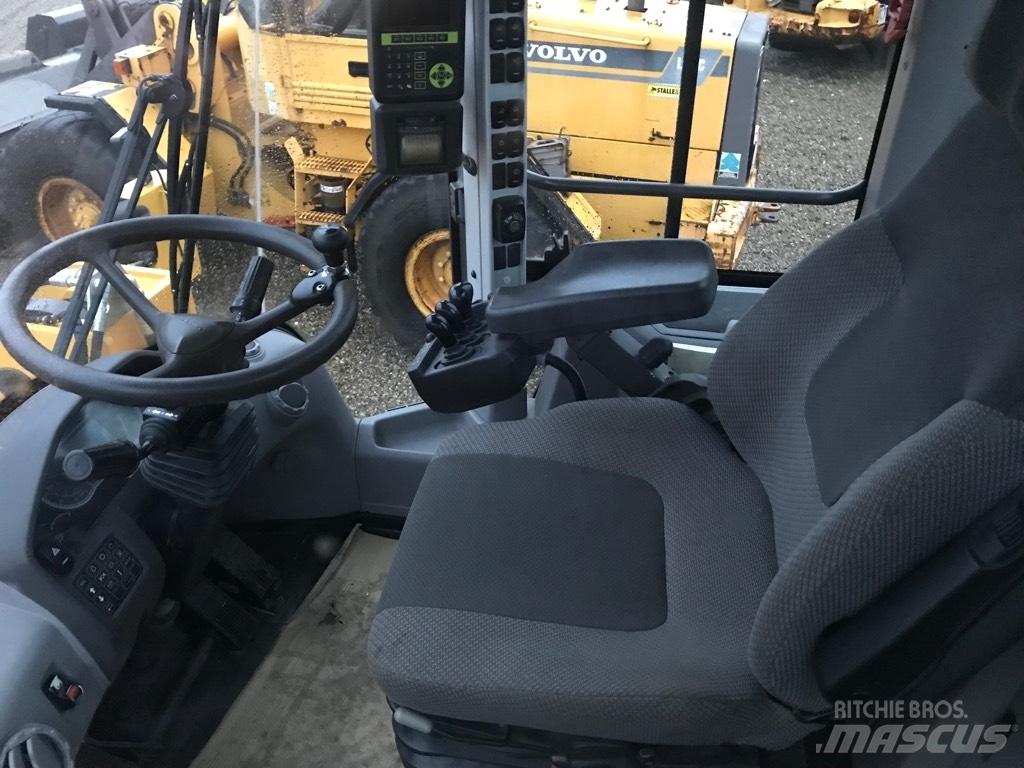 Volvo L120H Chargeuse sur pneus
