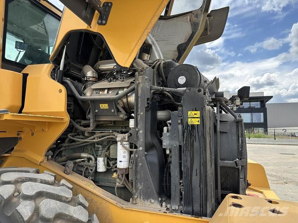 Volvo L90H Chargeuse sur pneus