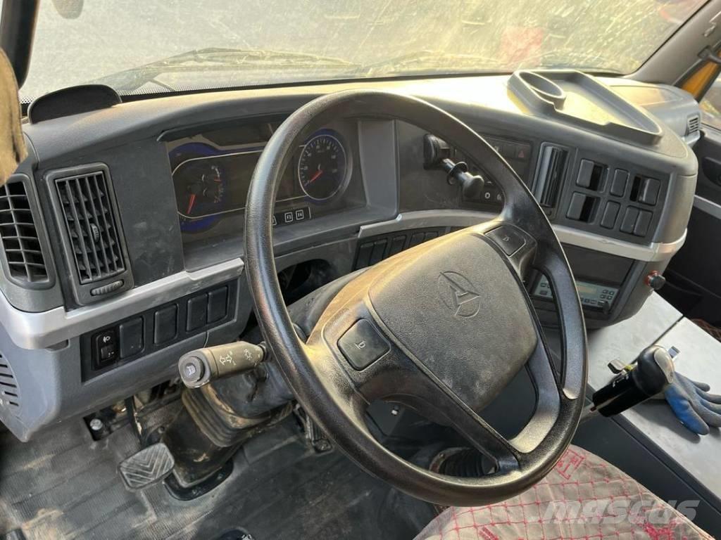 Sany STC250C5-2 Grues tout terrain