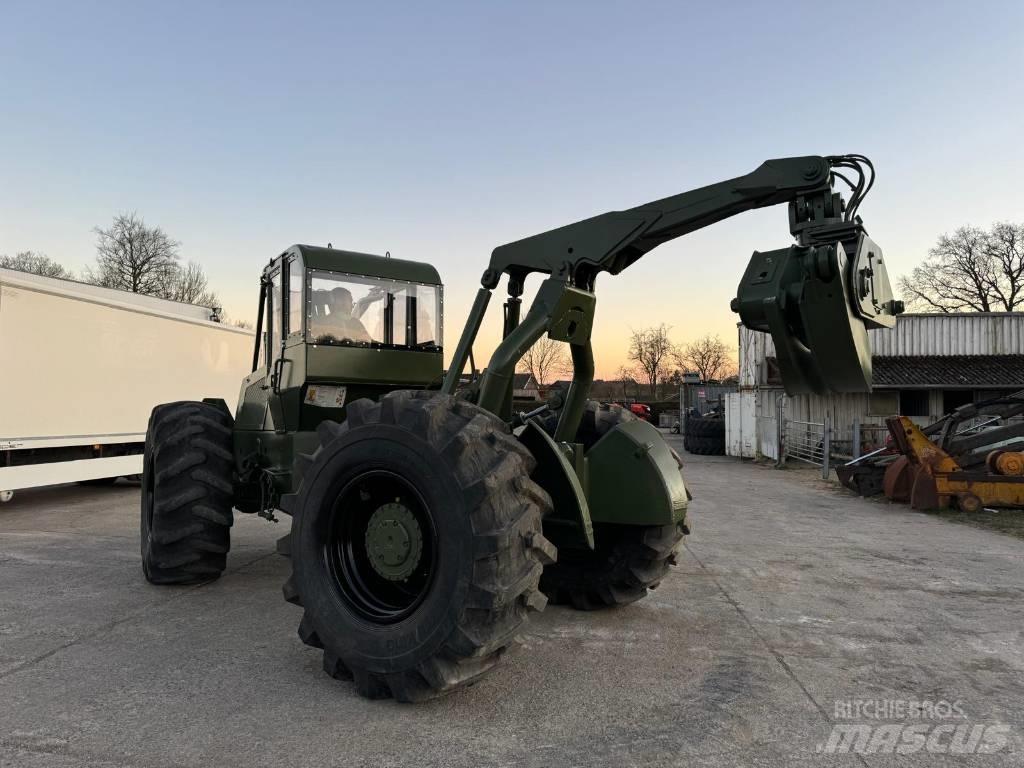 Clark Ranger 667C Débusqueur