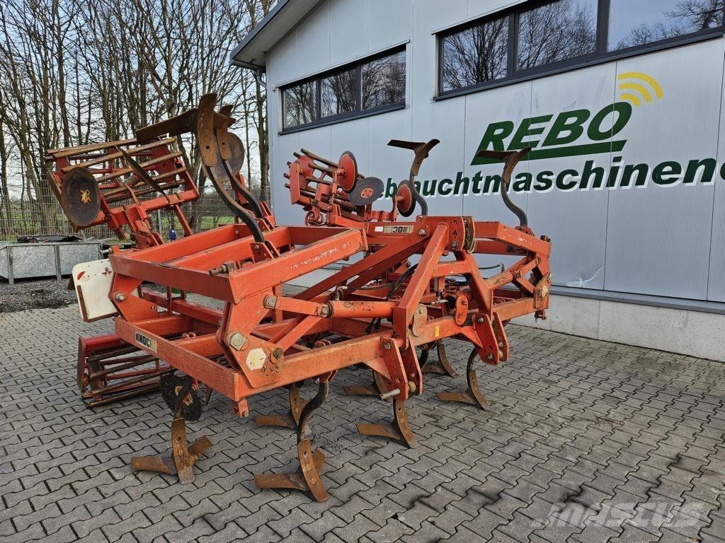 Knoche 5M Déchaumeur, cultivateur