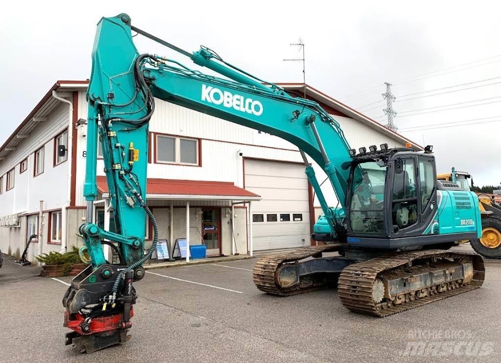 Kobelco SK210LC-10 Pelle sur chenilles