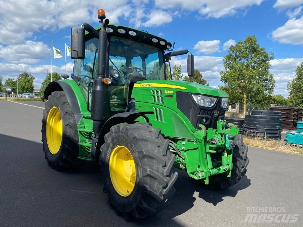 John Deere 6130 R Tracteur