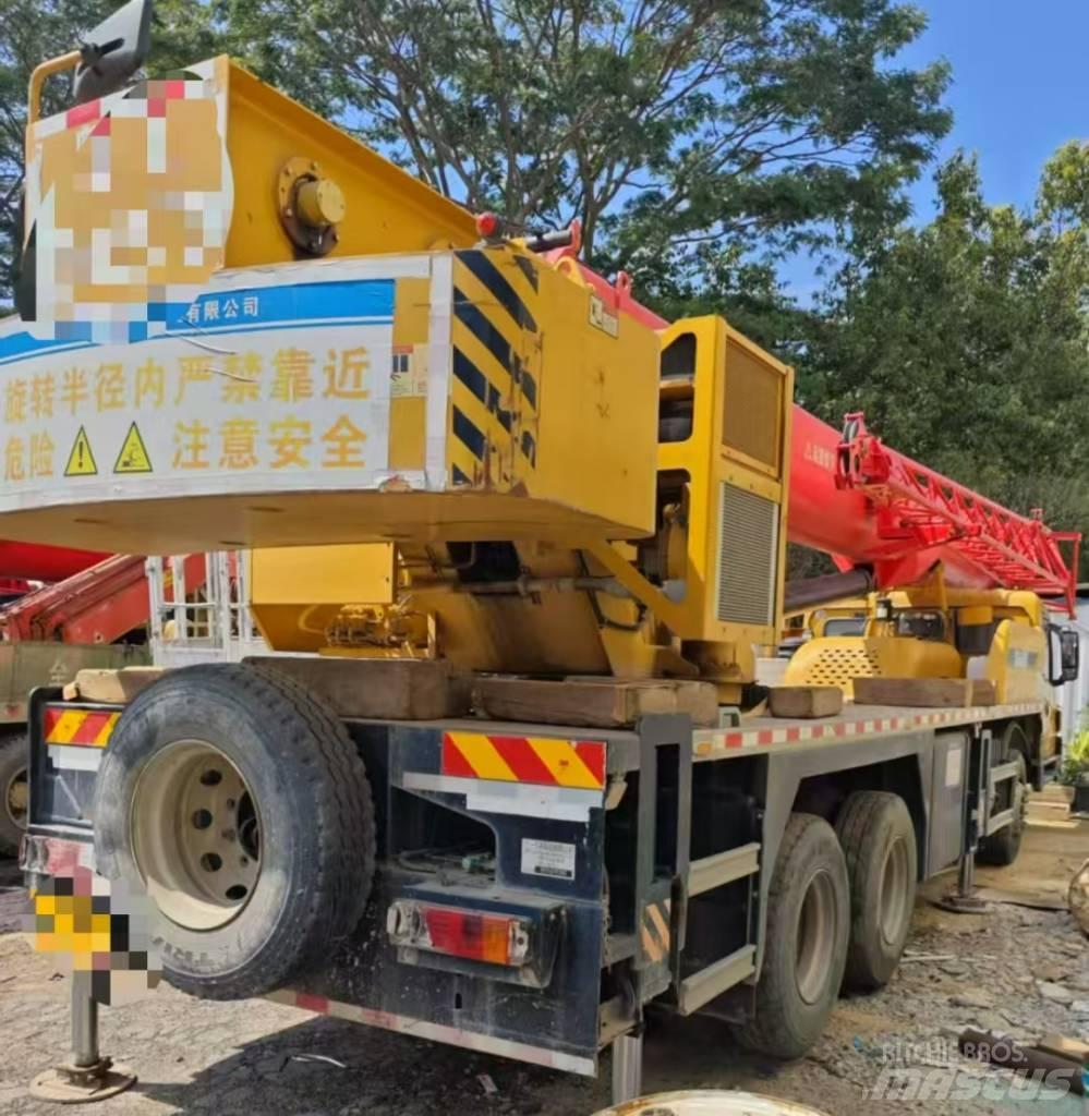 Sany STC250S Grues tout terrain