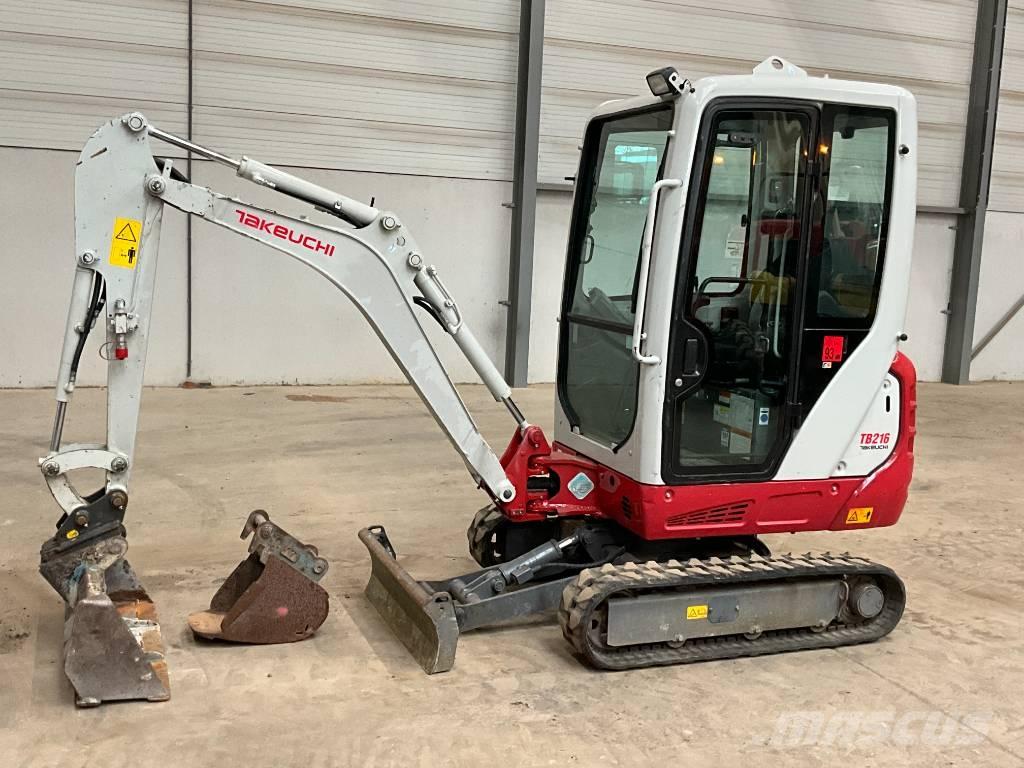 Takeuchi TB 216 Mini pelle < 7t
