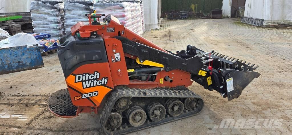 Ditch Witch SK 800 Mini chargeuse