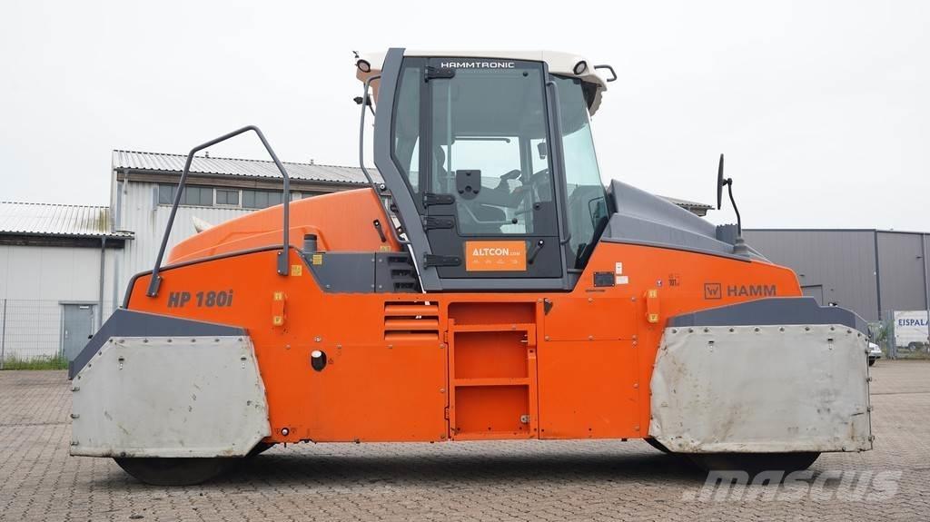 Hamm HP 180I Rouleaux à pneumatiques