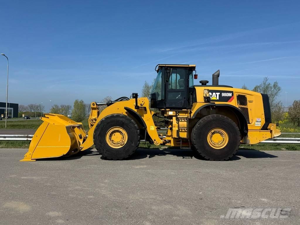 CAT 980M Chargeuse sur pneus