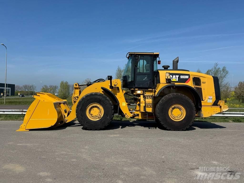 CAT 980M Chargeuse sur pneus