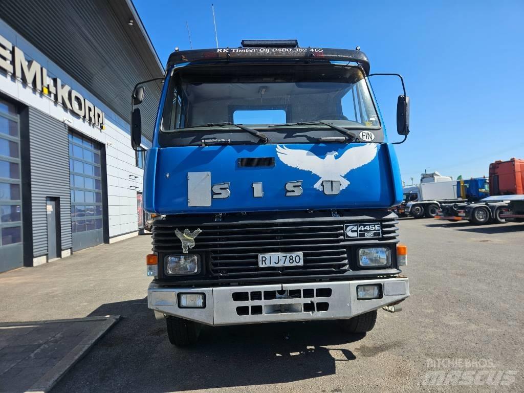 Sisu SM 320 Camions de transport de machines forestières