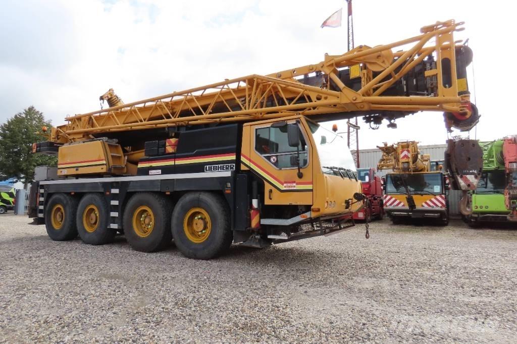 Liebherr LTM 1060-2 Grues tout terrain