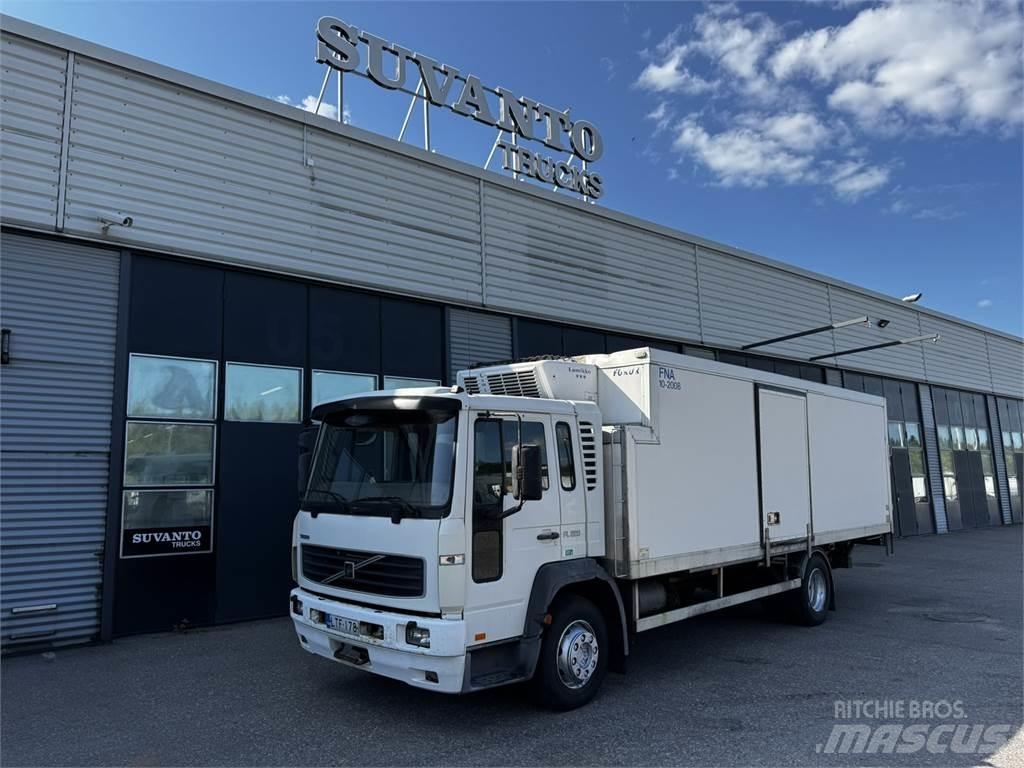 Volvo FL220 Camion Fourgon
