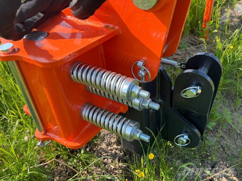 Tarmo PM 245 Broyeur / Gyrobroyeur / Epareuse